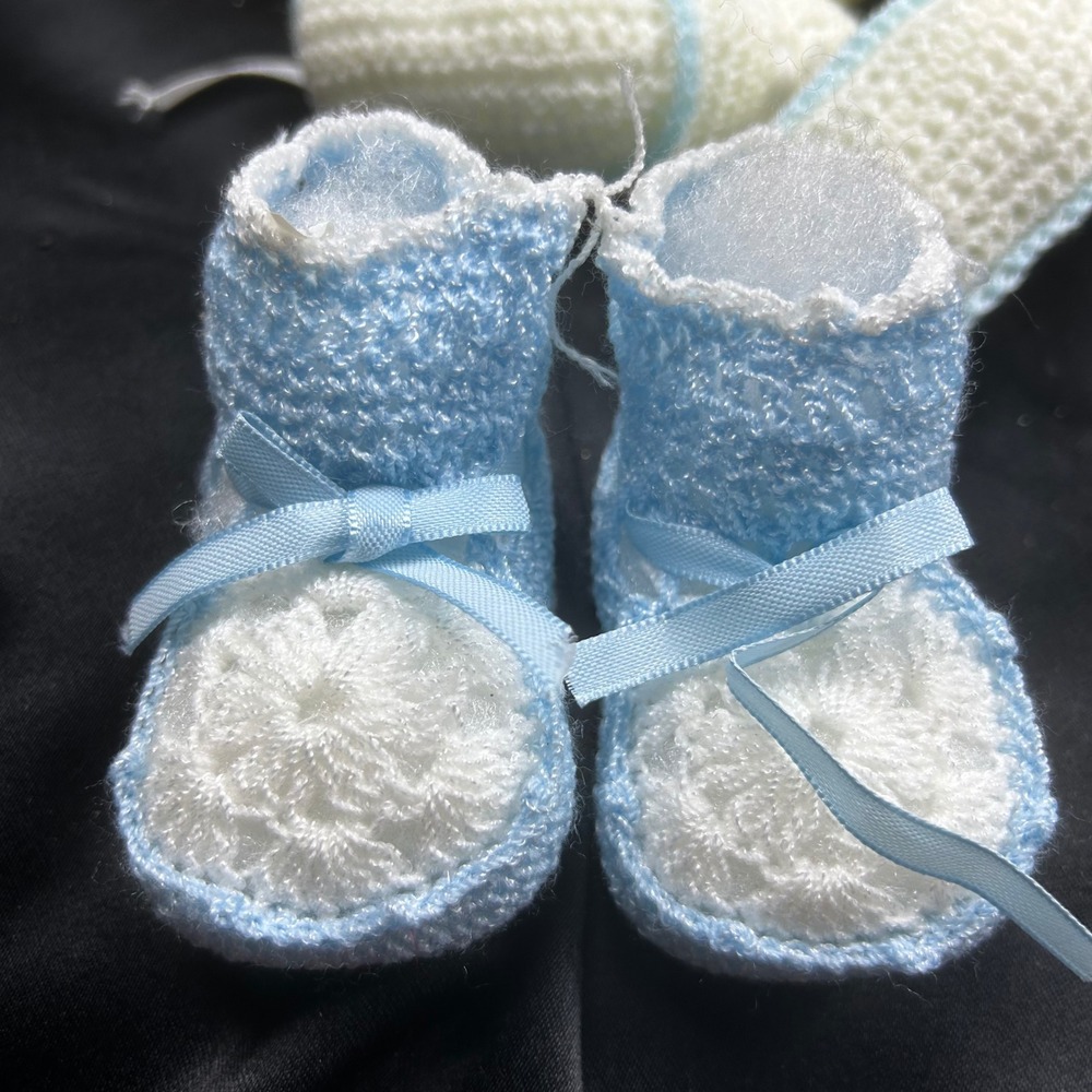 Vintage Handmade Crochet Knit Baby Booties Bundle Blue White Pink Pom Pom Ribbon